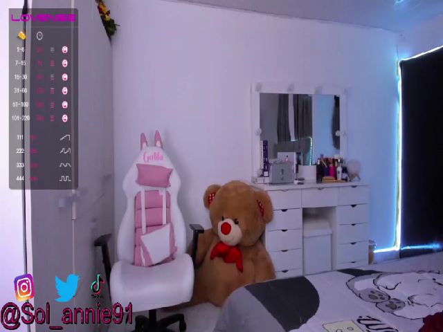 Live sex webcam photo for Anggi_ #262362173