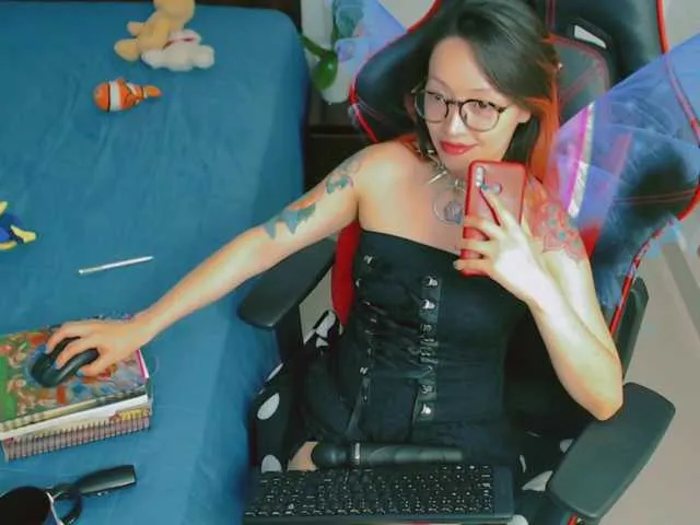 Live sex webcam photo for pink2019 #241342097