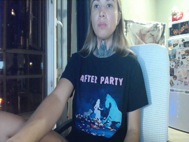 Live sex webcam photo for Angie_Wild #252914106