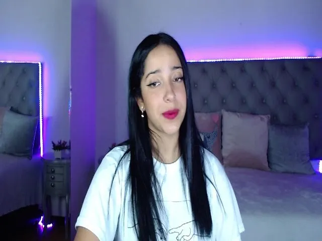 Live sex webcam photo for Poliana_Daw #265290751