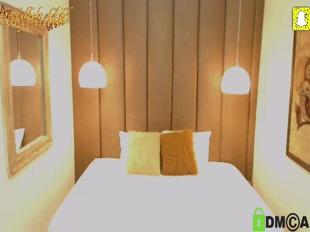 Live sex webcam photo for Polyhadid #263708151