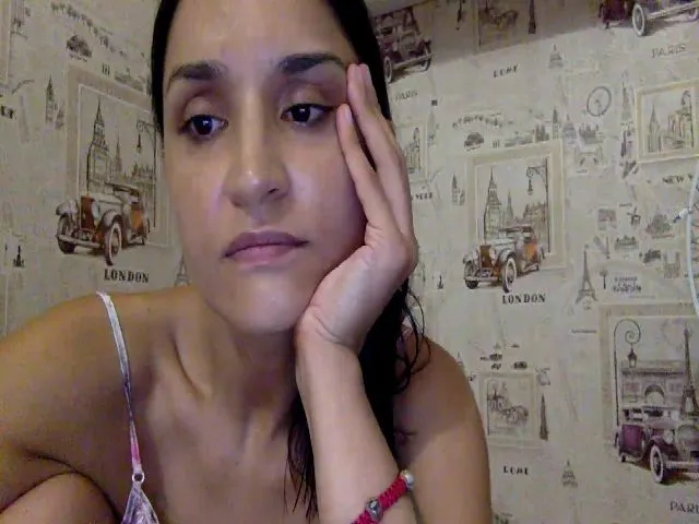 Live sex webcam photo for JolyBoss #260861434