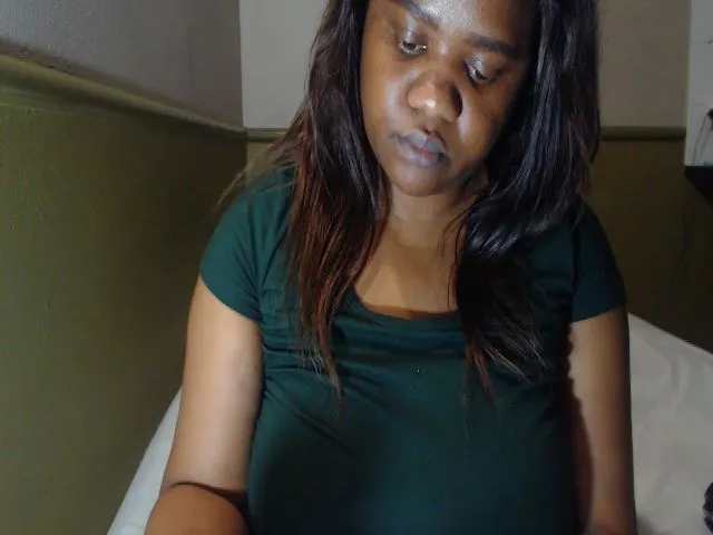Live sex webcam photo for Explodeinmex #253868620