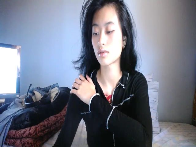 Live sex webcam photo for MsMoncler #261513864