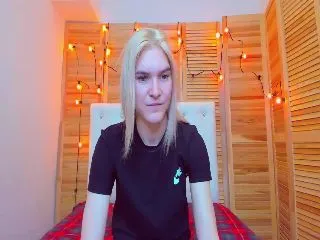 Live sex webcam photo for MarliTes #252083144