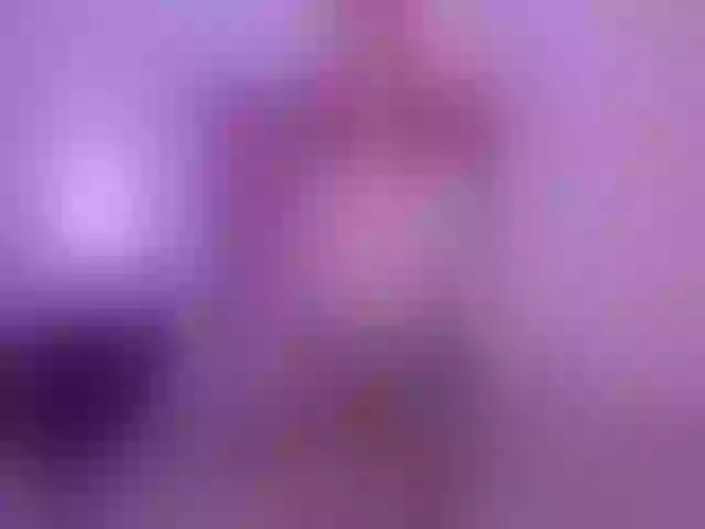 Live sex webcam photo for MartinaEvans1 #263712906