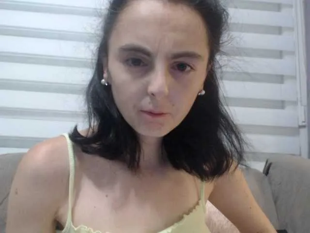 Live sex webcam photo for cleophee #287942277