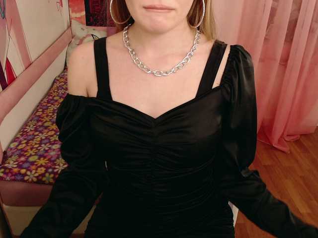 Live sex webcam photo for AvaHealthy #241109207