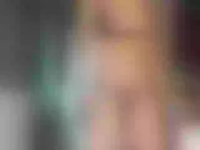 Live sex webcam photo for AiriKim #254331493