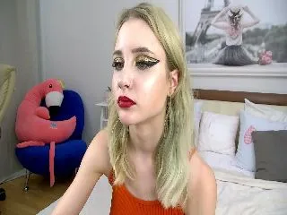 Live sex webcam photo for SusieTurner #251886787