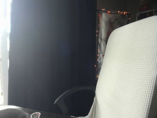 Live sex webcam photo for Angie_Wild #256295166