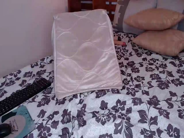 Live sex webcam photo for Katsumi_zenn #254416937