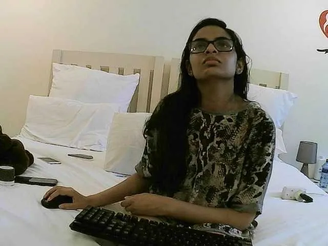 Live sex webcam photo for DirtySnowball #241078101