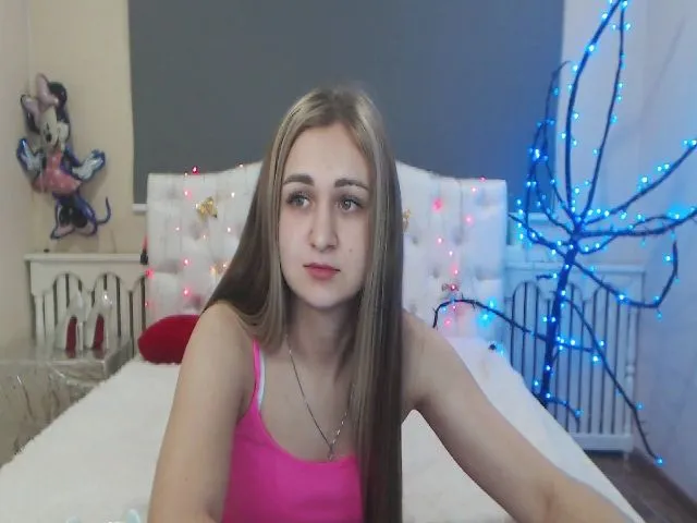 Live sex webcam photo for BeataBrook #261445467
