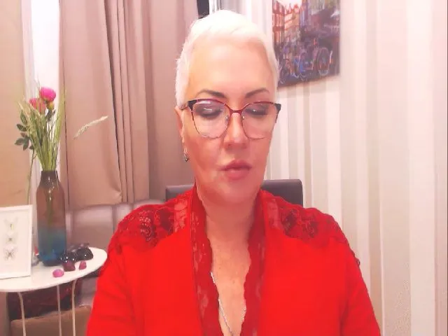 Live sex webcam photo for LadyXAnna #255140283