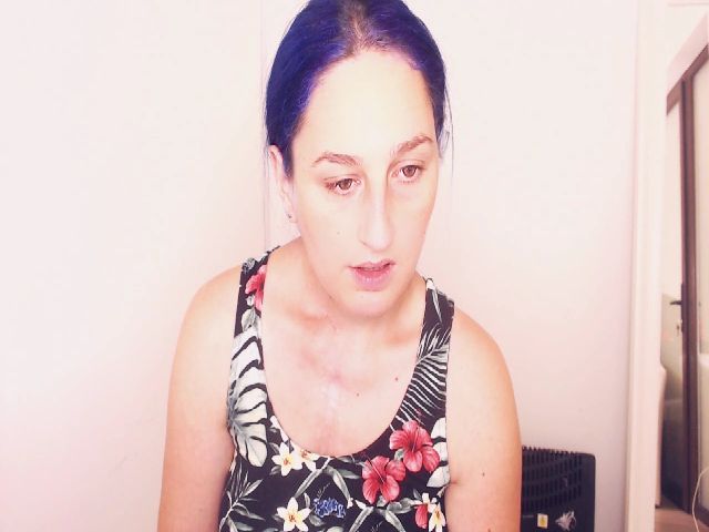 Live sex webcam photo for wetkittycum #254591024