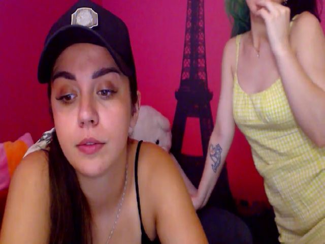 Live sex webcam photo for JordanFrank #262612805