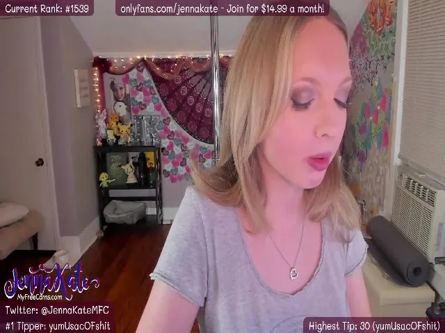 Live sex webcam photo for JennaKate #253299063