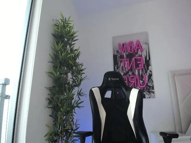 Live sex webcam photo for Vanessa_Vega #254618038