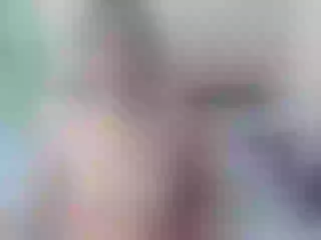 Live sex webcam photo for lilyhung50 #241375059