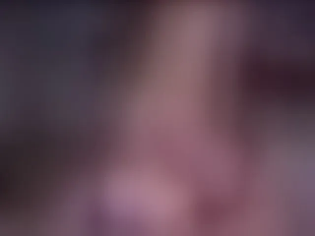Live sex webcam photo for TrophyMilf #260811106