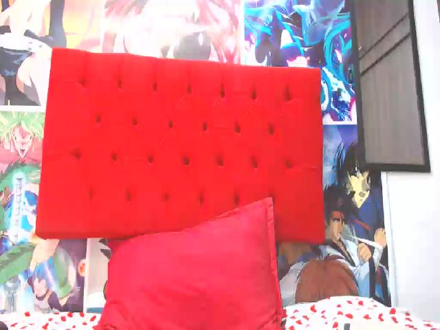 Live sex webcam photo for alice_hot02 #265636183