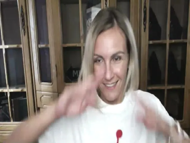 Live sex webcam photo for MiliEsiens #254751006