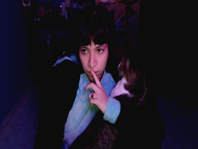 Live sex webcam photo for umaru_michae #254686217