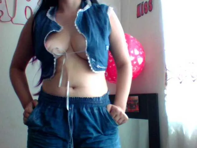 Live sex webcam photo for ShanellMoore #241322178