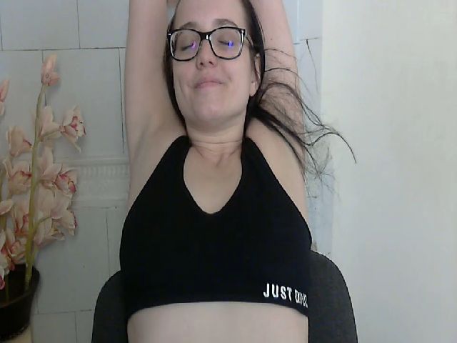 Live sex webcam photo for RebekaJo #254775410