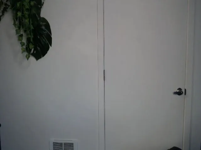 Live sex webcam photo for ExoticandThai #257321273