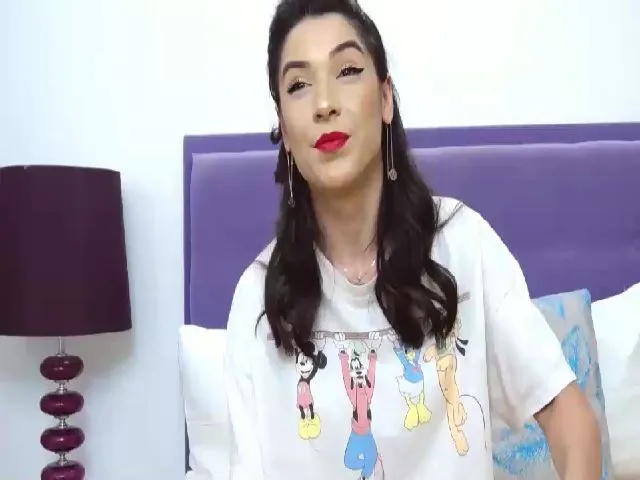 Live sex webcam photo for RoseCharleen #261591074