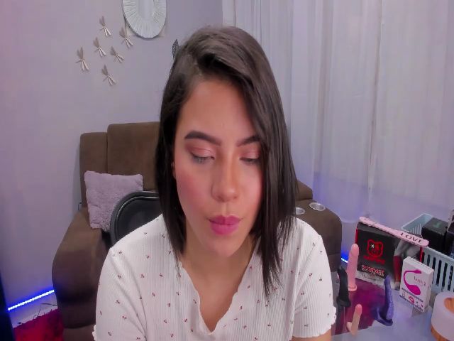 Live sex webcam photo for Chanel_ds #253483154