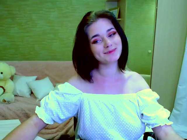 Live sex webcam photo for BurningHearte #245378286