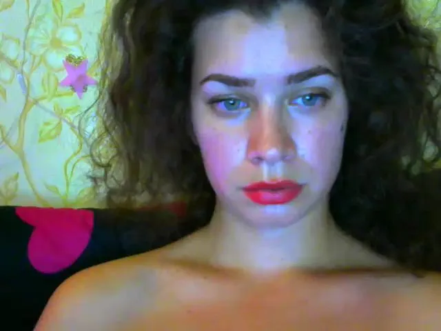 Live sex webcam photo for SofiAmeli #254278909