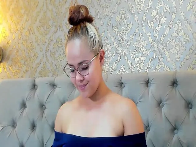 Live sex webcam photo for Hanna_Mills #255521132