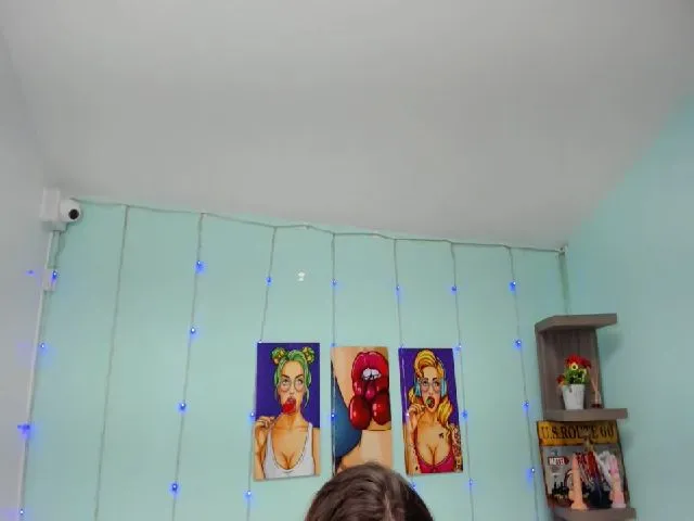 Live sex webcam photo for JENELOTIZZ #260199003