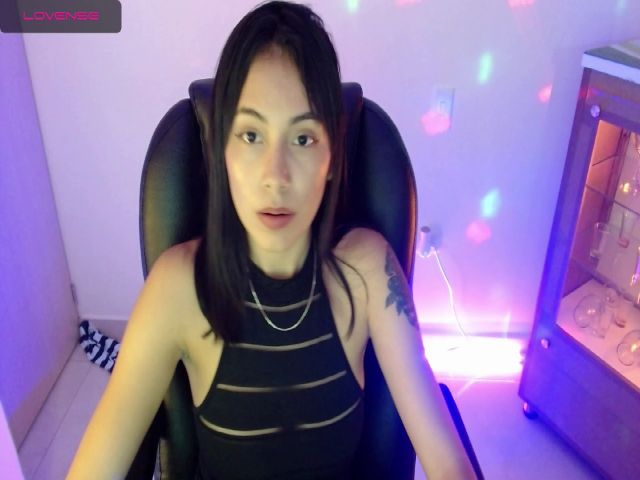 Live sex webcam photo for Addisonclark9 #263931622