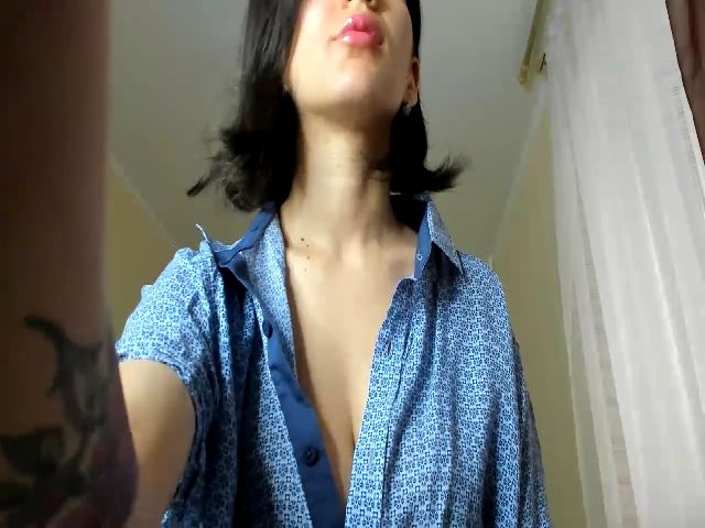 Live sex webcam photo for MylaAngel #254852146