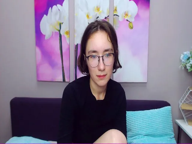 Live sex webcam photo for CleverAlexiss #253635014