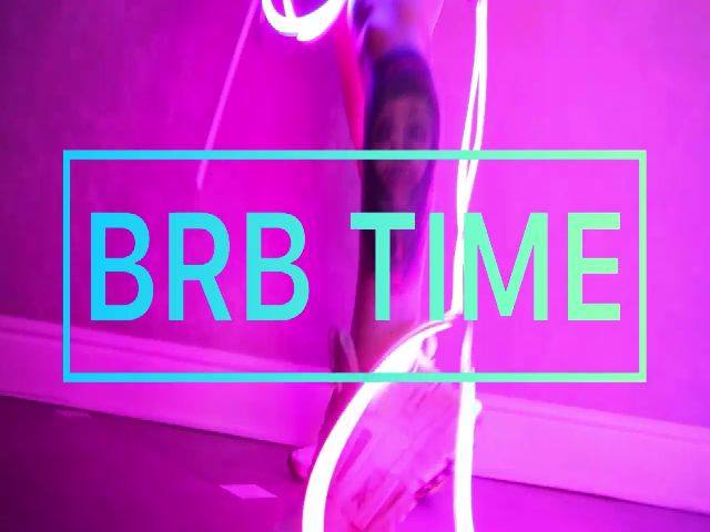 Live sex webcam photo for LisaMellow #260306153