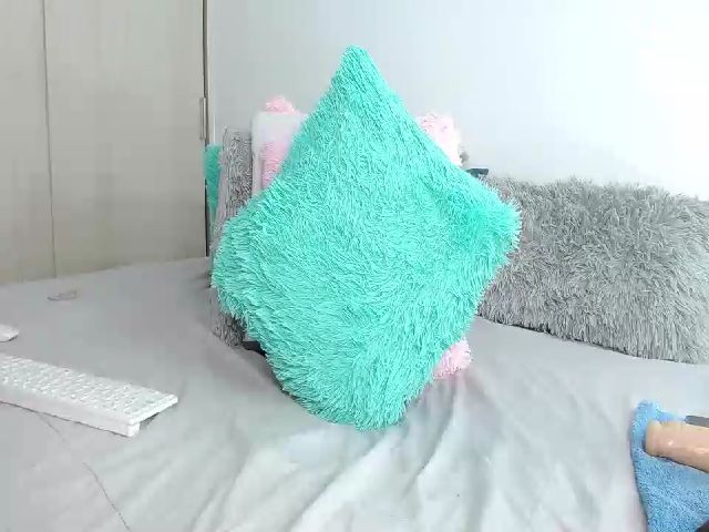 Live sex webcam photo for Jessica_jmz23 #263431017