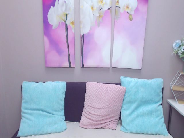 Live sex webcam photo for CleverAlexiss #255568111