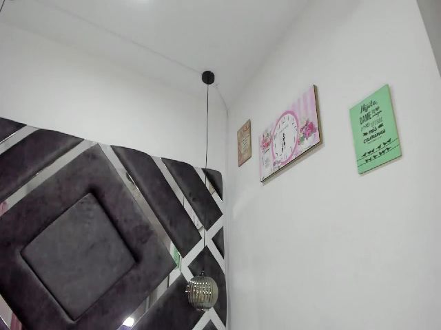 Live sex webcam photo for Violeta_aroca #287856424