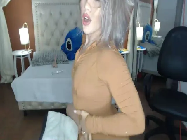 Live sex webcam photo for Vicky_Guzman #262147627