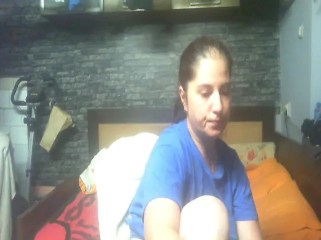 Live sex webcam photo for MGabrielle #256199584