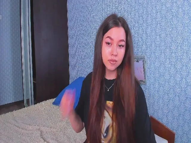 Live sex webcam photo for BambinaDark #256089026