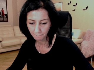 Live sex webcam photo for EruEru #240534403