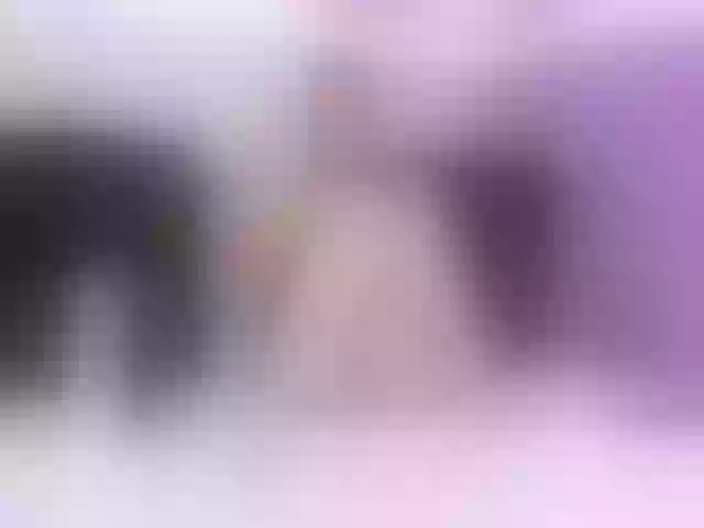 Live sex webcam photo for Violet21_ #261762316