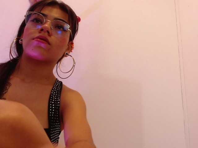 Live sex webcam photo for crishtal-ge #254717265